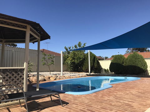 Blue Lake Family Retreat - Accommodation Bookings 4