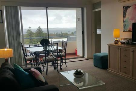 High Tor - Accommodation Bookings 11