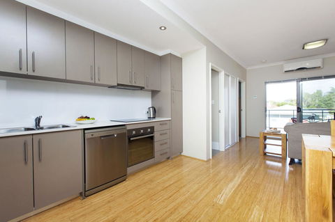 Airport Apartments By Vetroblu - Accommodation Bookings 5