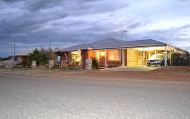 Leeman WA Accommodation Bookings