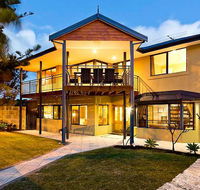 Mullaloo Beachfront Retreat - Accommodation Bookings