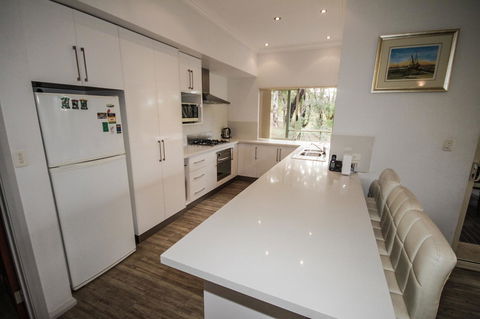 Fern Creek - Accommodation Bookings 5