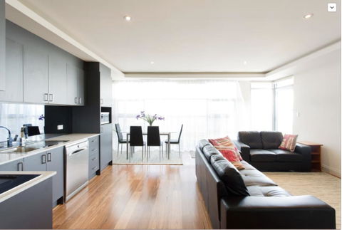 Adele's Luxury South Beach Apartment With King Bed - Accommodation Bookings 1