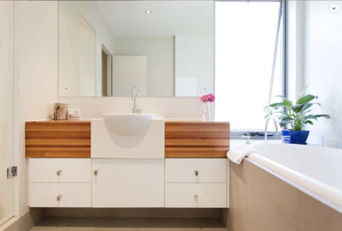 Adele's Luxury South Beach Apartment With King Bed - Accommodation Bookings 15
