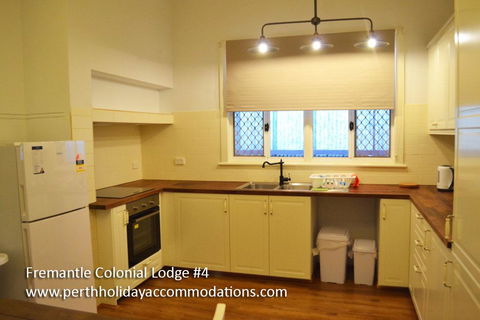Fremantle Colonial Home - Accommodation Bookings 25