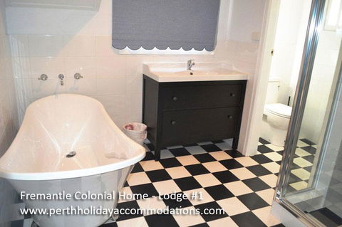 Fremantle Colonial Home - Accommodation Bookings 33