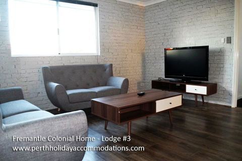 Fremantle Colonial Home - Accommodation Bookings 19