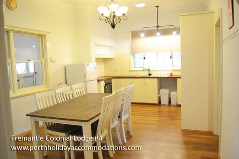 Fremantle Colonial Home - Accommodation Bookings 28