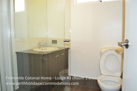Fremantle Colonial Home - Accommodation Bookings 16