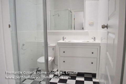 Fremantle Colonial Home - Accommodation Bookings 42