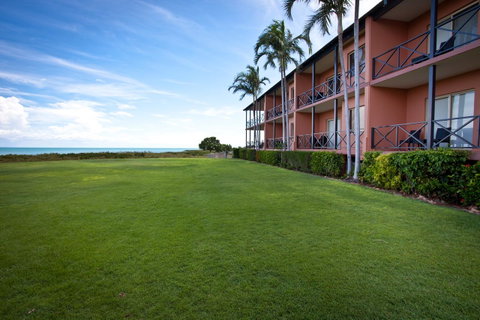 Moonlight Bay Suites - Accommodation Bookings 12