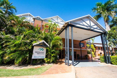 Moonlight Bay Suites - Accommodation Bookings 1