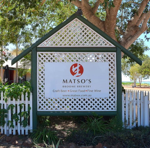 Moonlight Bay Suites - Accommodation Bookings 18