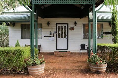 Treenbrook Cottages - Accommodation Bookings 7