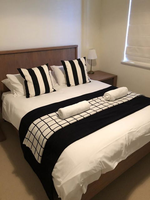 Caves Road Guest Houses - Accommodation Bookings 1