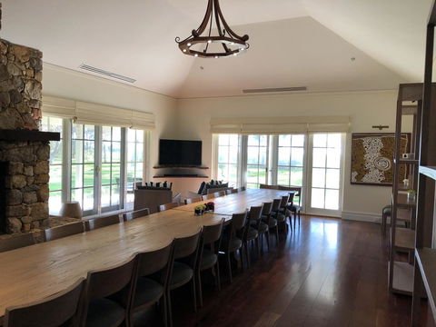 Caves Road Guest Houses - Accommodation Bookings 3