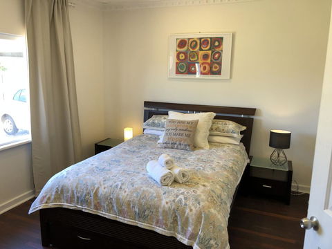 Inglewood Comfort - Accommodation Bookings 6