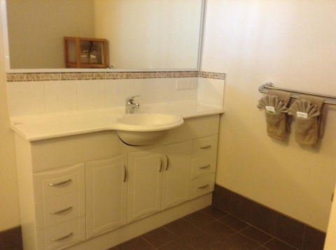 Peoples Park - Accommodation Bookings 12