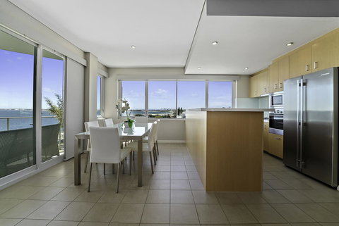Luxury Suite Bunbury - Accommodation Bookings 9