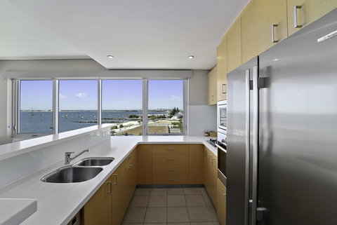 Luxury Suite Bunbury - Accommodation Bookings 8