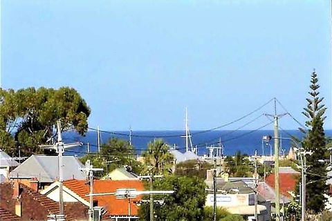 Fremantle Heritage Home For You To Enjoy! - Accommodation Bookings 1