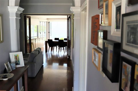 Fremantle Heritage Home For You To Enjoy! - Accommodation Bookings 4