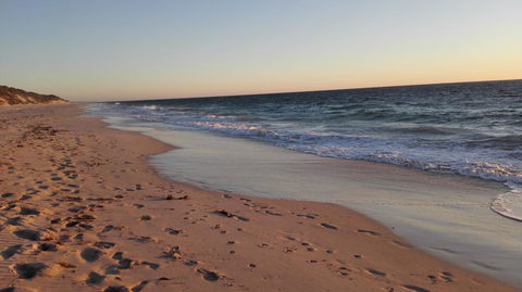 Alkimos Beach Cottage - Accommodation Bookings 6