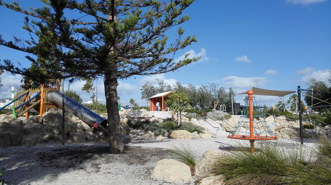 Alkimos Beach Cottage - Accommodation Bookings 14
