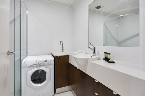 Attika Hotel - Accommodation Bookings 20