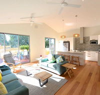 Sunny Blinco Street House - Accommodation Bookings