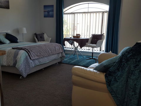 Palm Beach Bed & Breakfast - Accommodation Bookings 9