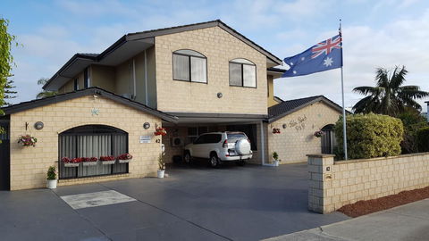 Palm Beach Bed & Breakfast - Accommodation Bookings 38