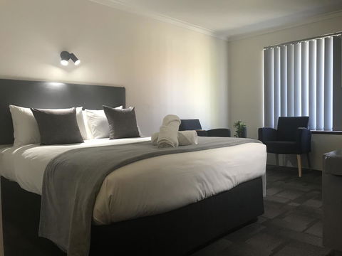 Hotel Clipper - Accommodation Bookings 7