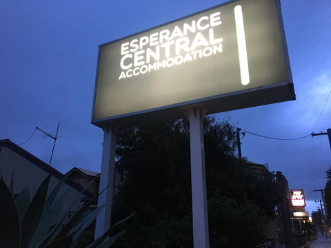 Esperance Central Accommodation - Accommodation Bookings 12