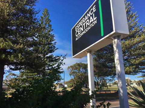 Esperance Central Accommodation - Accommodation Bookings 28