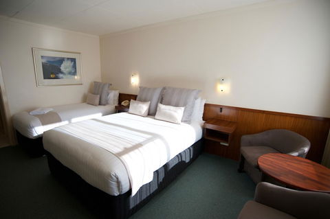 SureStay Hotel By Best Western The Clarence On Melville - Accommodation Bookings 7