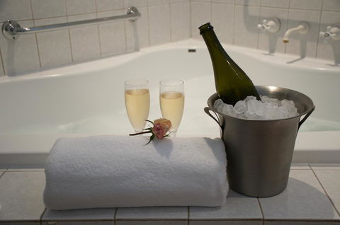 SureStay Hotel By Best Western The Clarence On Melville - Accommodation Bookings 20