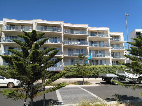 Salty Kiss - Accommodation Bookings 1