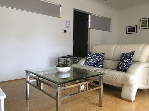 Gerring Court With Free 1 Car Bay Parking - Accommodation Bookings 14