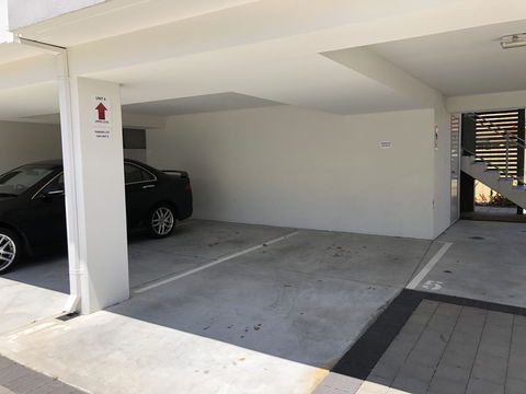 Gerring Court With Free 1 Car Bay Parking - Accommodation Bookings 18