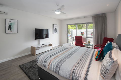 Churchill Studios - Accommodation Bookings 0