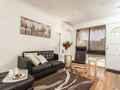 Attadale Excutive Villa - Accommodation Bookings 14