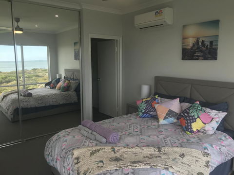 Beach House At SeaScapes.. - Accommodation Bookings 8