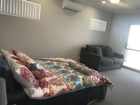 Beach House At SeaScapes.. - Accommodation Bookings 10