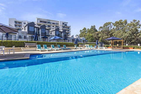 508 Stupendous Sunsets & Views Pool Gym Parking - Accommodation Bookings 30