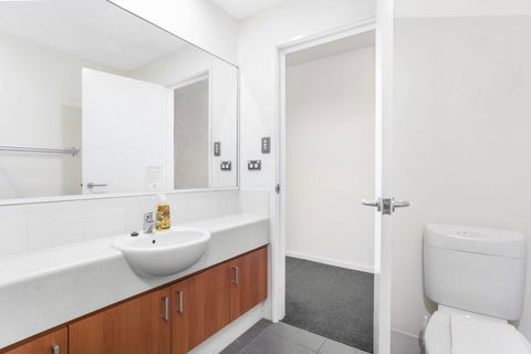 508 Stupendous Sunsets & Views Pool Gym Parking - Accommodation Bookings 42