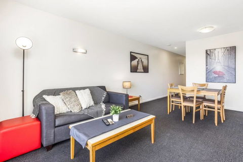 508 Stupendous Sunsets & Views Pool Gym Parking - Accommodation Bookings 40