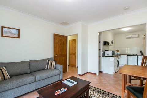 Coranda Lodge - Accommodation Bookings 1