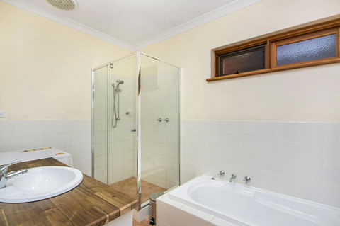 Coranda Lodge - Accommodation Bookings 13