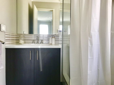 The Beach House - Accommodation Bookings 19